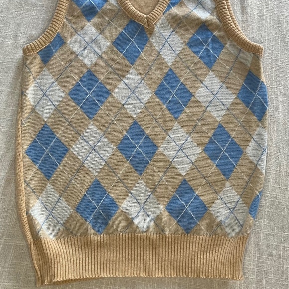 VTG Men’s Knit argyle sweater vest tan and blue P2P 18 length 24. Great layer. - Picture 2 of 5